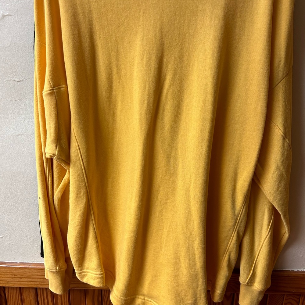 Yellow Pink sweatshirt with black strip
